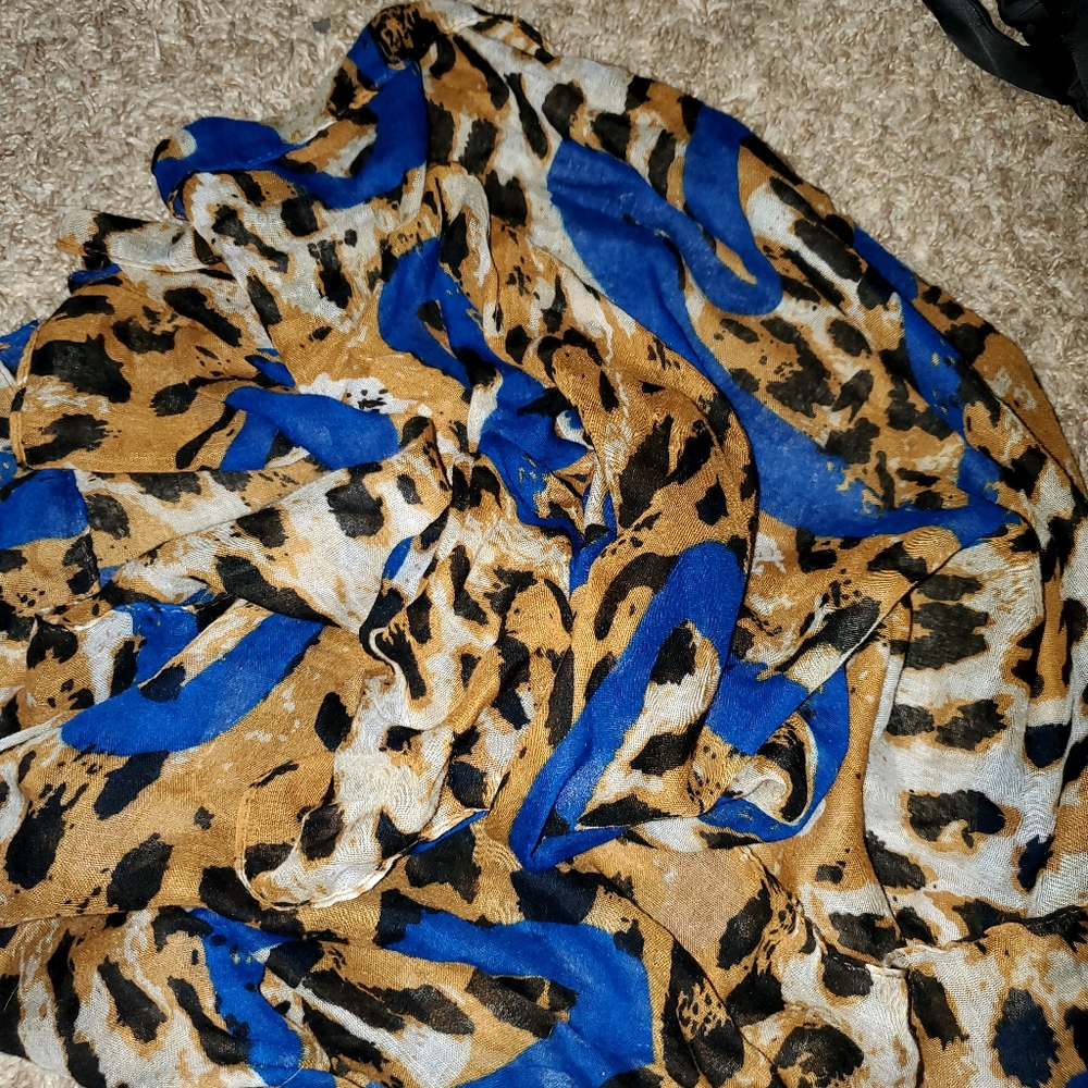 Scarf bundle - Picture 6 of 6